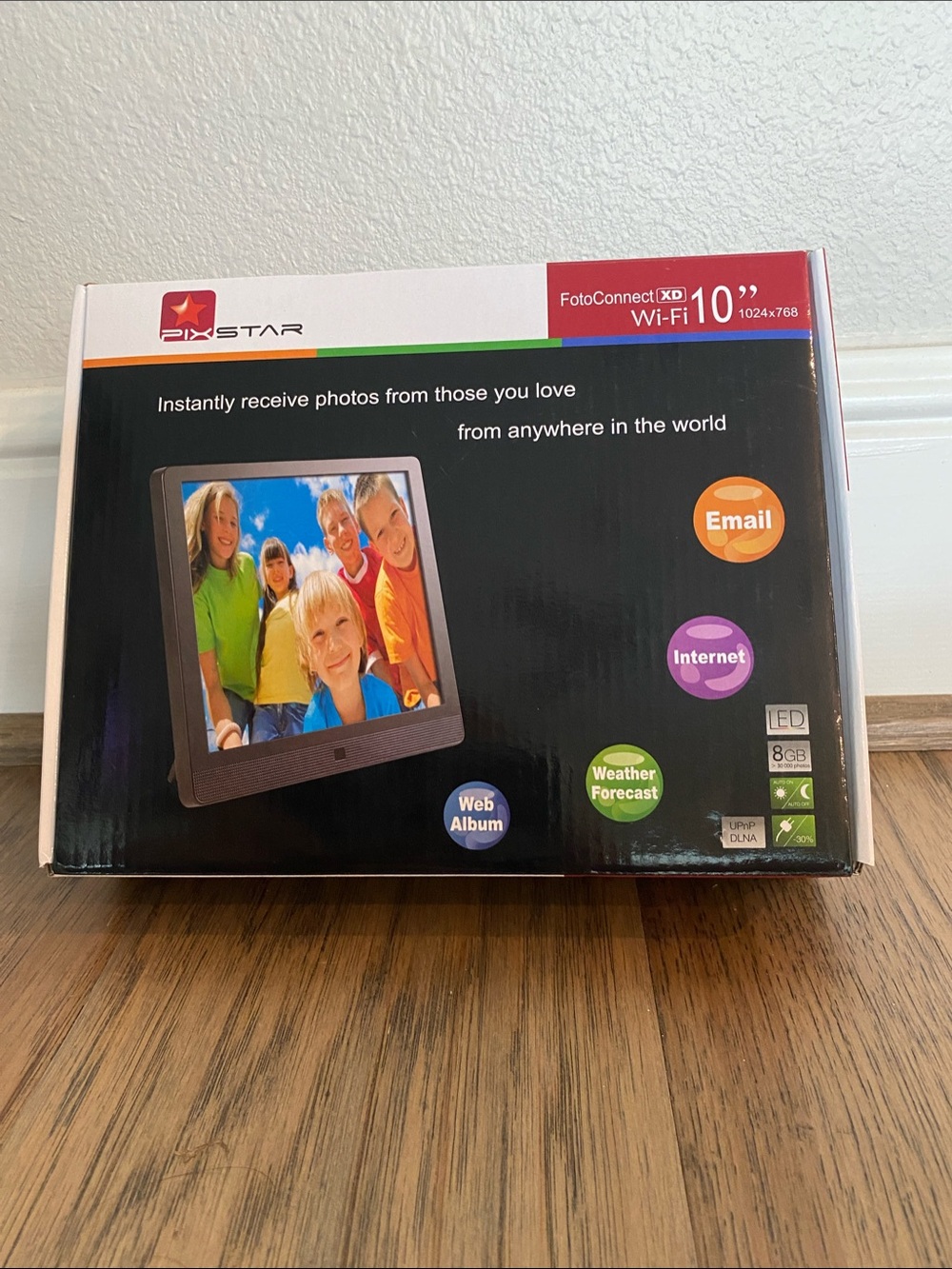 New FotoConnect XD Wi‑Fi Digital 10”Photo Frame - Black 1024 x 768 / 8GB